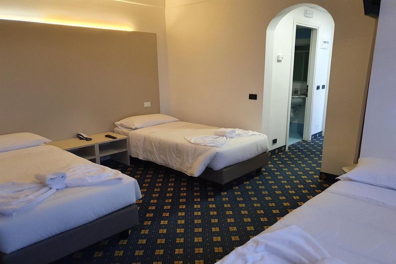 Hotel Azzano Decimo מראה חיצוני תמונה